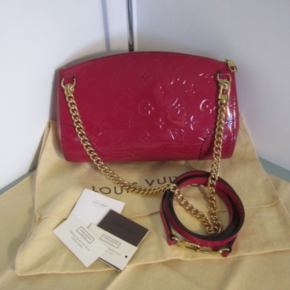 Louis Vuitton Handbags - AUTH. Louis Vuitton Vernis Santa Monica